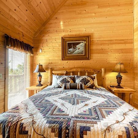 Edge Of The Park Lodge Sevierville Ngoại thất bức ảnh